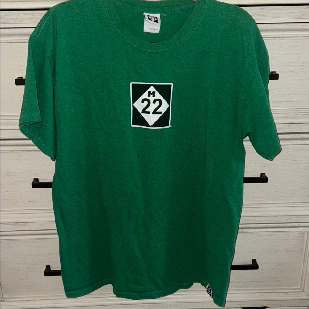 M22 Graphic T-Shirt EUC